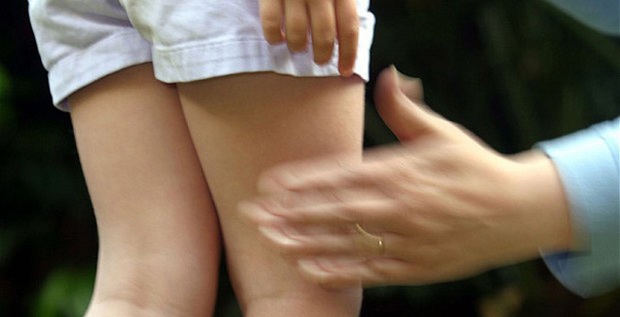 Vụ thầy chủ nhiệm bị tố dâm ô với học sinh ở Thái Bình: Khởi tố bị can thầy giáo-1