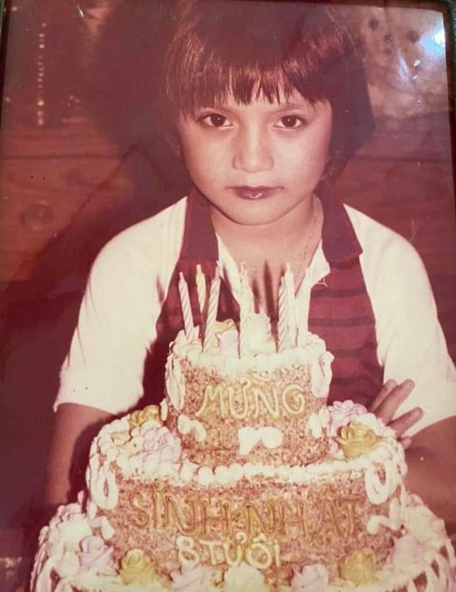 Y Phụng chứng minh xinh từ bé qua ảnh xưa-1