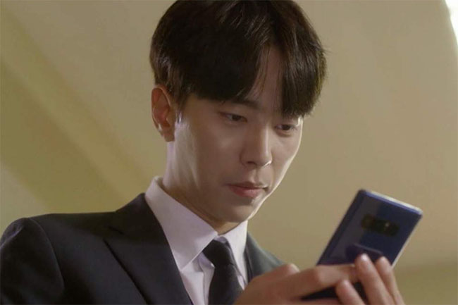 Nửa đêm nhận cuộc điện thoại im lặng của vợ, người chồng vội vã bắt xe về nhà-1