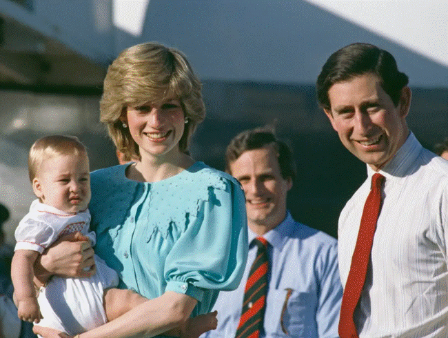 Sự thật chua chát về chuyến đi nổi tiếng nhất của Công nương Diana: Triệu người ca tụng nhưng có MỘT điều khiến Thái tử Charles nổi giận, không thể tha thứ-2