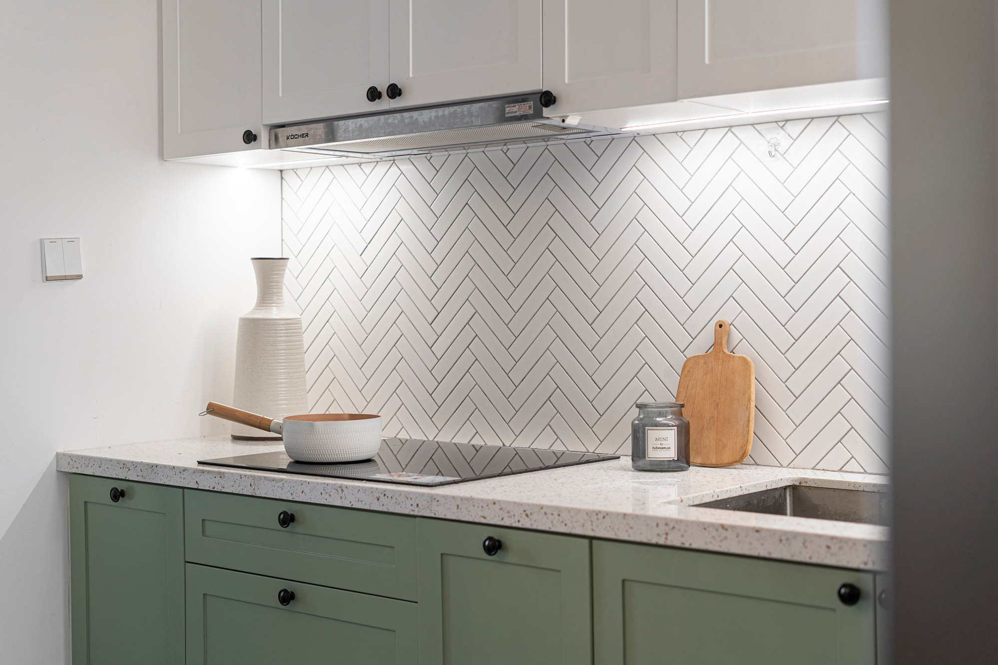Cặp vợ chồng Hà Nội thổi luồng gió mới cho căn hộ gần 100m² với chi phí chỉ 270 triệu-4