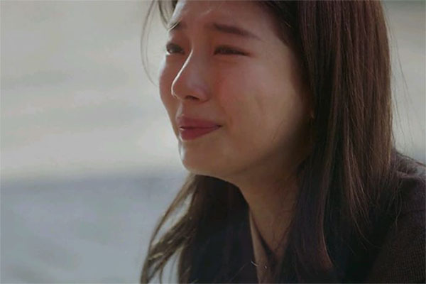 Bị chồng đánh, cô tìm thanh mai trúc mã” kể khổ, sau một đêm, cả hai trở thành người xa lạ-2