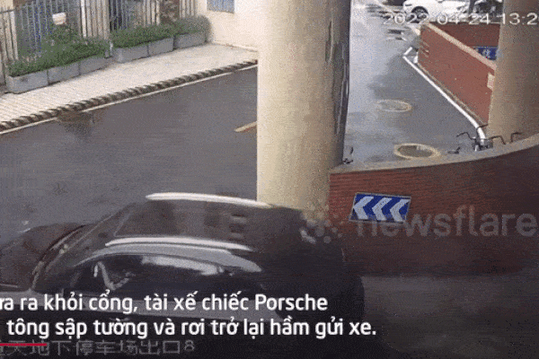 Video: Tài xế xe Porsche tông sập tường hầm gửi xe