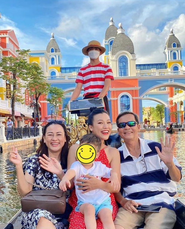 Chồng cũ MC Hoàng Oanh đăng ảnh du lịch cùng con trai, gây chú ý với dòng trạng thái hậu hôn nhân tan vỡ-3