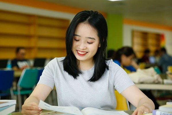 Tranh cãi bỏ mấy trăm triệu học đại học nhưng tốt nghiệp lương khởi điểm chỉ 7-8 triệu, sinh viên mới ra trường nói gì?-5