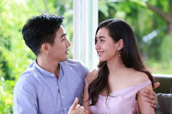 Thấy 50 triệu trong túi vợ, chồng liền rủ đi ăn nào ngờ phản ứng của cô quá bất ngờ khiến anh tái mặt