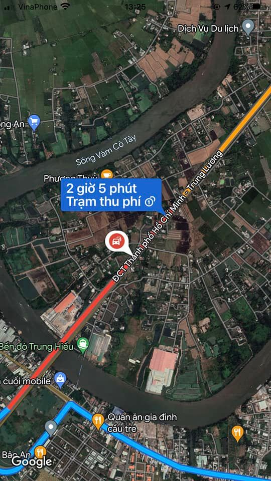 NÓNG: Cháy lớn trên cao tốc TP.HCM - Trung Lương, cột khói đen bốc cao như trong phim thảm họa, giao thông ùn tắc kéo dài-4