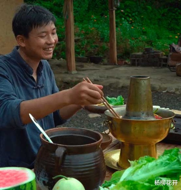 Sau 280 ngày ngừng hoạt động, Lý Tử Thất bị vượt mặt bởi 100 kênh tài khoản nội dung điền viên, dần lu mờ trong lòng fan hâm mộ-6