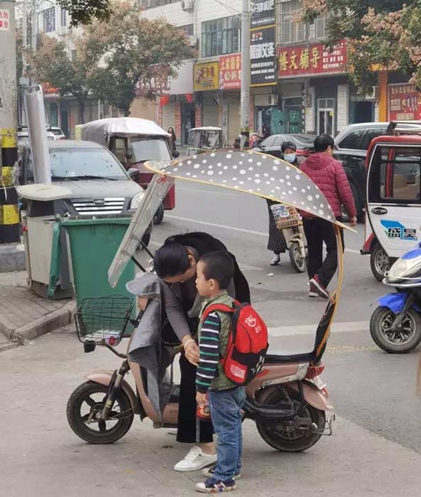Tại sao các bà mẹ Trung Quốc đặt cược tất cả vào giáo dục?-1
