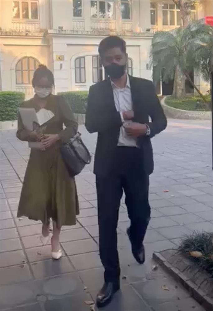 Đại diện Sơn Tùng M-TP nói gì về việc nam ca sĩ vắng mặt trong buổi làm việc với Bộ VH-TT-DL?-2