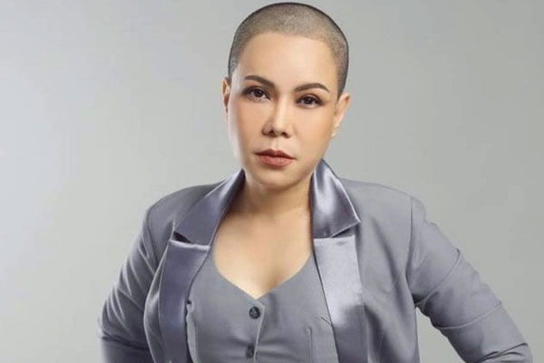 Việt Hương cạo trọc đầu, ông xã phản ứng ra sao?-6