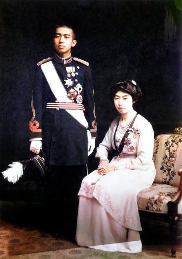 Hoàng hậu đặc biệt nhất Nhật Bản: Khiến nhà vua phá vỡ quy tắc tồn tại hàng trăm năm, lúc chồng băng hà làm ra hành động kỳ lạ mỗi sáng-5