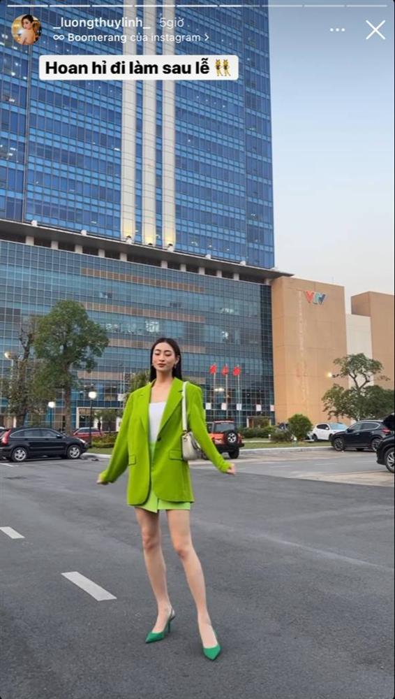 Để Lương Thùy Linh giúp bạn vượt nỗi sợ sắm váy áo màu xanh nõn chuối với cách phối đồ cực cao tay-3