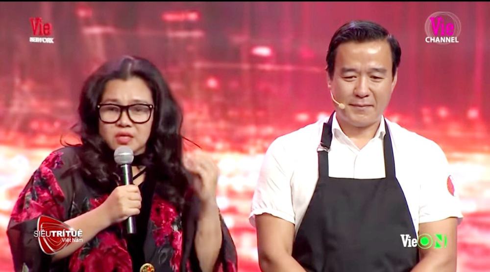 Vua cá Koi: 2 năm trước lên TV khen vợ nức nở, năm nay cưới vợ mới, up ảnh FB liên tục-5