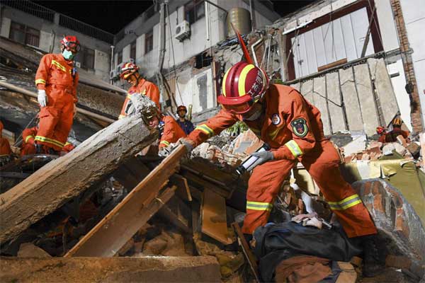 Vụ sập nhà ở Trung Quốc: Số người thiệt mạng tăng lên 53, kết thúc chiến dịch tìm kiếm cứu hộ-1