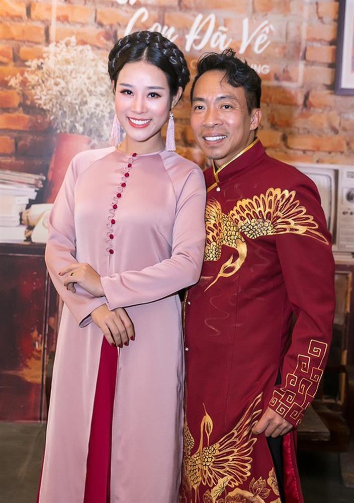 Cuộc sống của Việt Hoàn: Cưới vợ đẹp như hoa hậu, sống bình yên trong trang trại 10.000m2-4