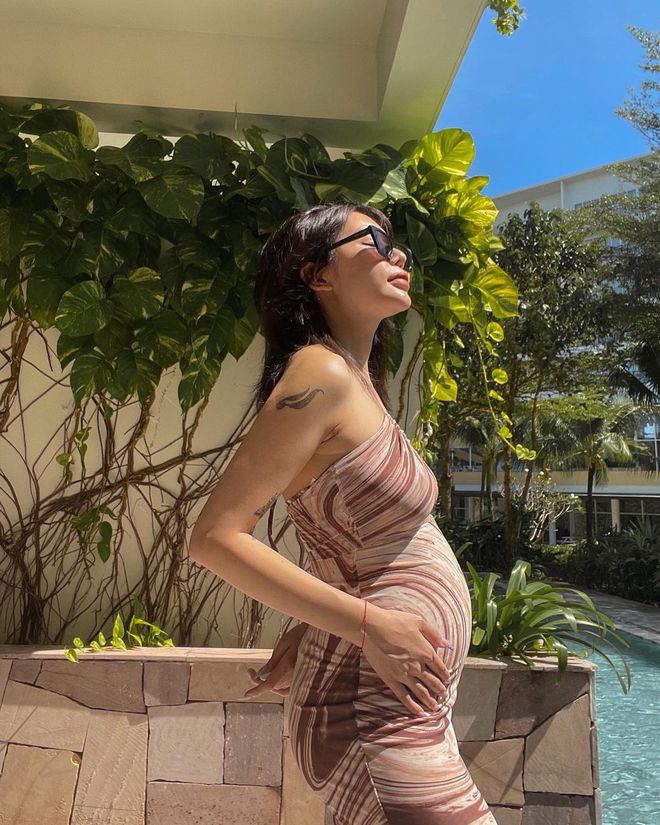 Bà bầu chịu chơi gọi tên Hạt Mít: Bụng vượt mặt vẫn chụp ảnh như Gen Z, concept nào cũng thử-6