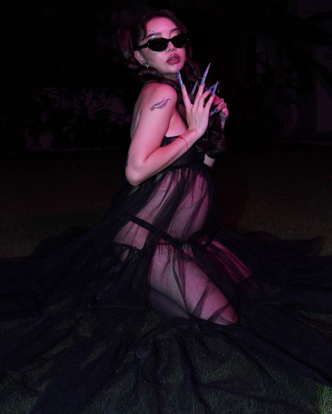 Bà bầu chịu chơi gọi tên Hạt Mít: Bụng vượt mặt vẫn chụp ảnh như Gen Z, concept nào cũng thử-9