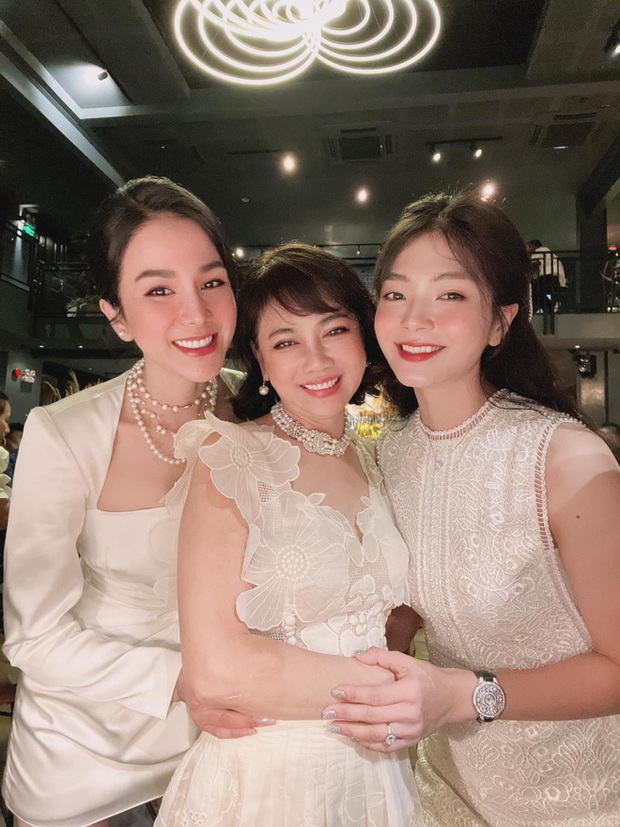 3 cặp mẹ chồng - nàng dâu đình đám Vbiz: Hà Tăng - Phương Trinh Jolie được thương như con ruột, riêng người số 3 mới đặc biệt!-19