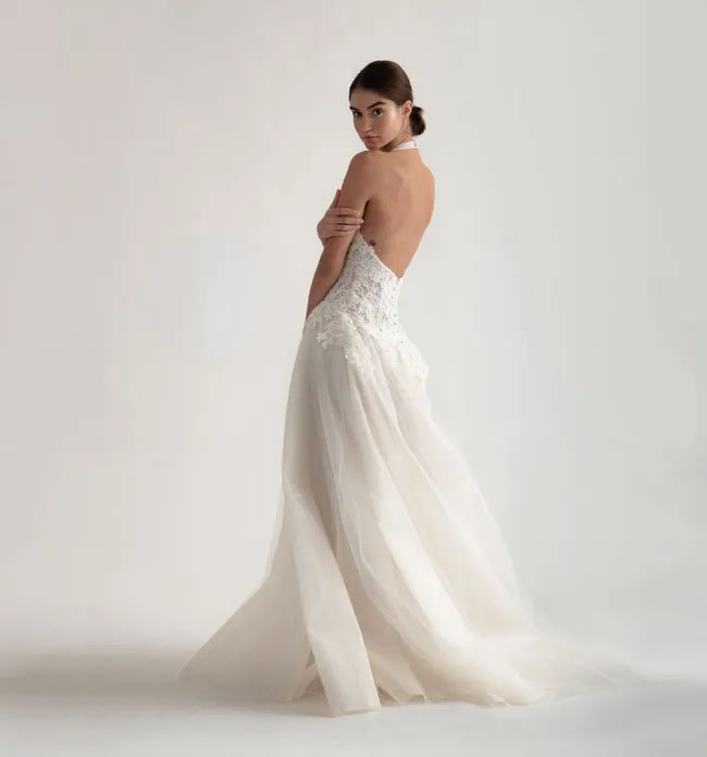 Nhà thiết kế nổi tiếng: 5 BÍ QUYẾT chọn váy cưới cho hôn lễ cực đắt giá mà cô dâu nào cũng nên biết!-1