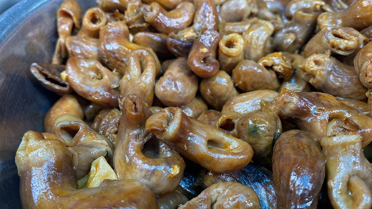 Khám phá quán bún đầu cá 22 năm giữa phố Cổ Hà Nội, ngày bán 500 suất-3