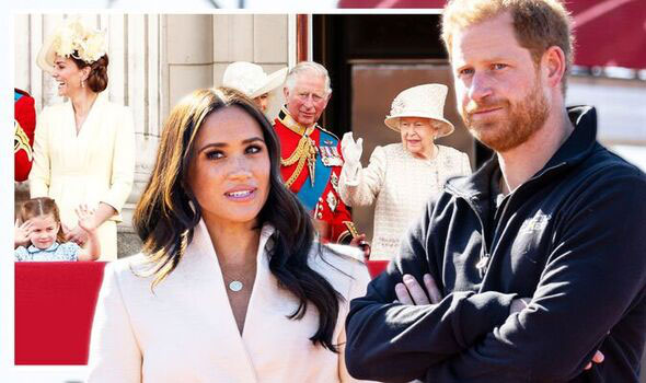 Nhà Meghan có động thái đầy thách thức sau lệnh cấm xuất hiện trên ban công Cung điện và lời cảnh báo cho hoàng gia Anh-1