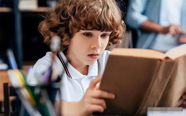 Bé lớp 6 tức giận chỉ vì mẹ không nặn kem đánh răng cho mình và bài học khuyến khích các bà mẹ lười biếng”-1