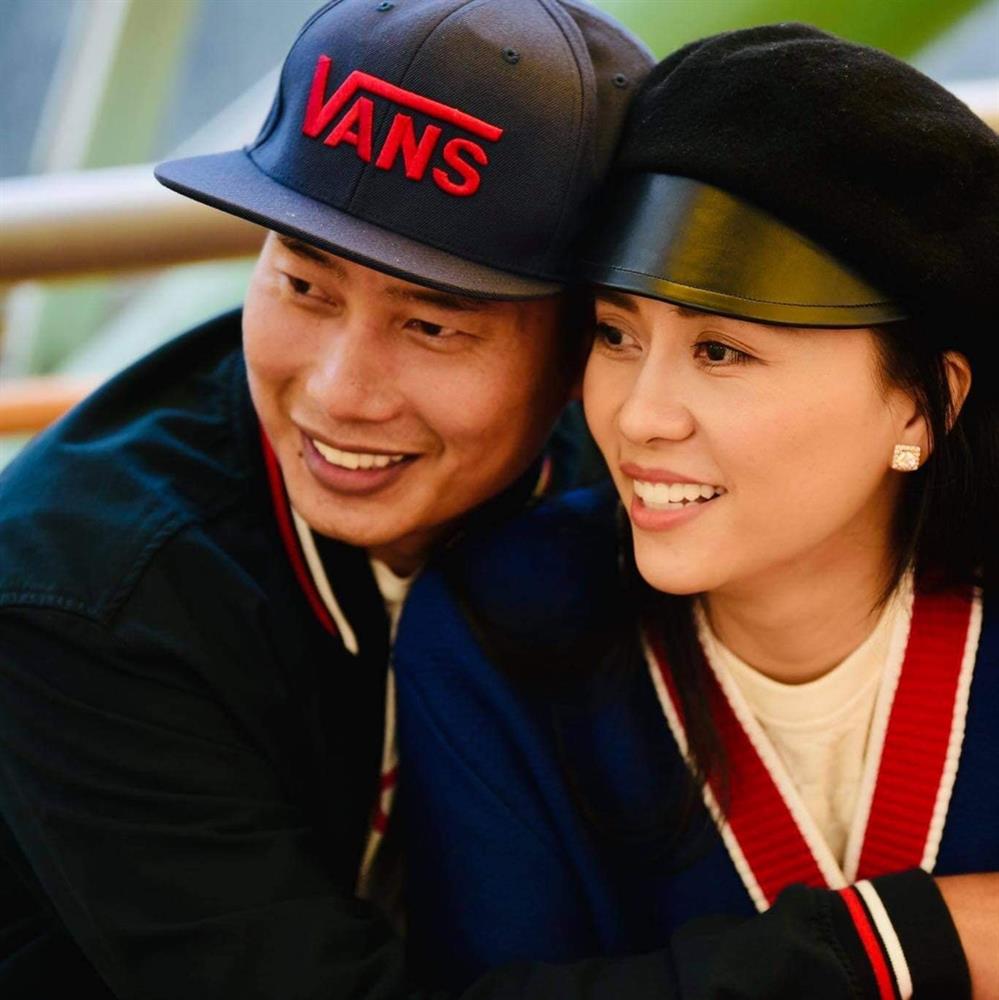 BTV Hoa Thanh Tùng: Lên sếp ở VTV, vợ ngày càng trẻ đẹp, con trai cực bảnh cao gần 1m90-6