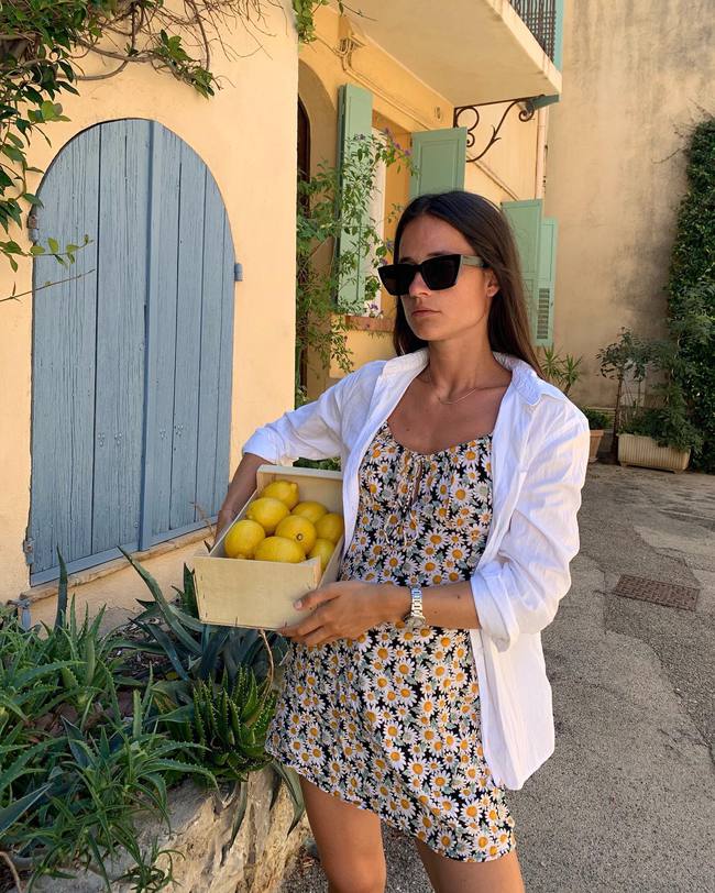 Học 13 cách mặc váy áo hoa của phụ nữ Pháp, style mùa hè của chị em sẽ sang trang-10