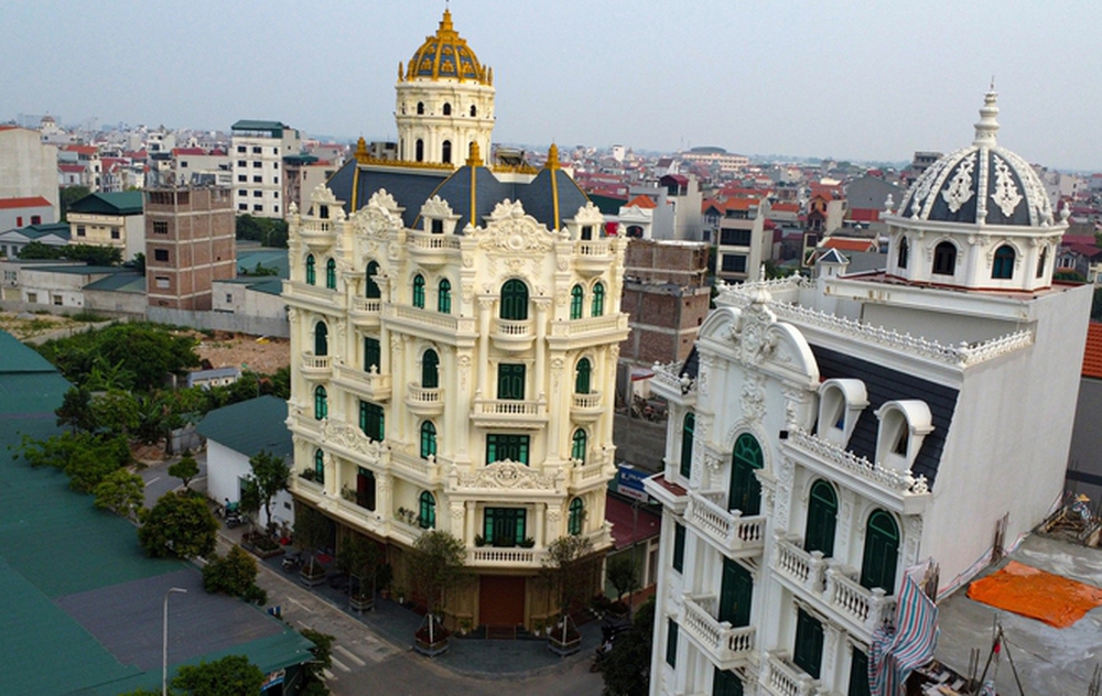 Về ngôi làng giàu có bậc nhất miền Bắc, chớp mắt lại thấy nhiều dinh thự-5