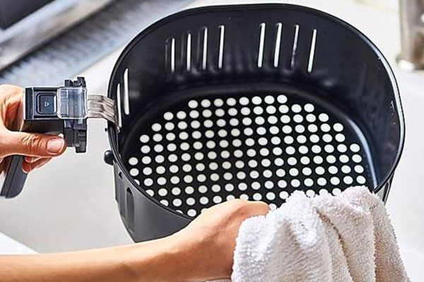 Mẹo dùng nồi chiên không dầu sao cho đúng cách-1