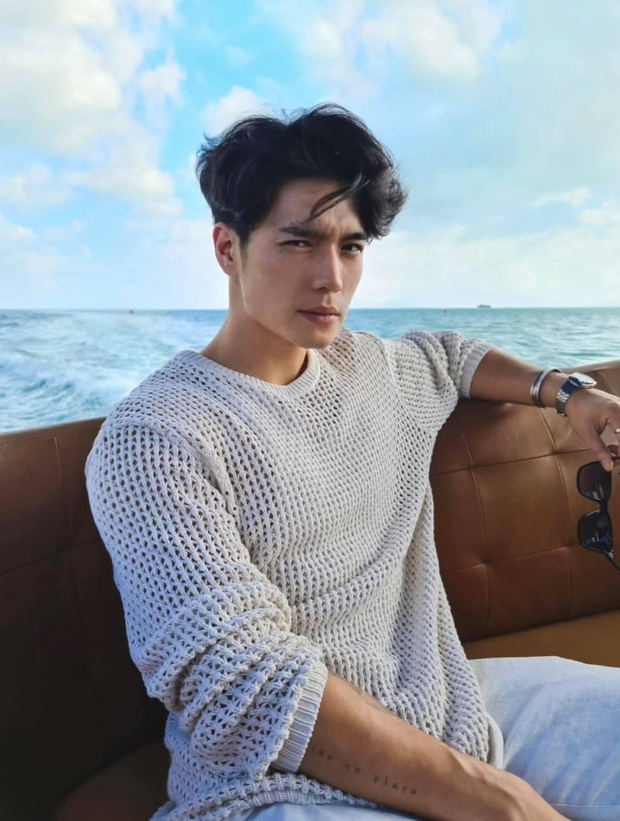 Cặp trai tài gái sắc hot nhất MXH lúc này: Tốt nghiệp toàn trường top, profile siêu xịn, soi tới sự nghiệp đúng là quá xứng đôi-7