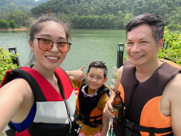 Cùng dạy con tiết kiệm song phương pháp của shark Hưng nó lạ lắm: Sáng dậy phải đút lợn luôn-2