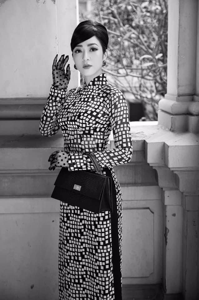 Hà Thanh Xuân giàu cỡ nào trước khi cưới Vua cá Koi Thắng Ngô?-5