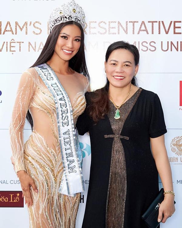 Vân Dung, Giáng My xúc động viết về mẹ-4