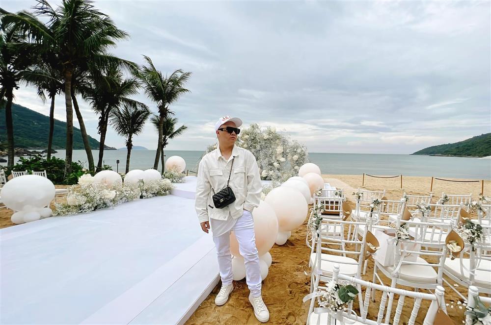 Phù dâu Nam Trung mặc váy, nổi nhất lễ đường Ngô Thanh Vân-12