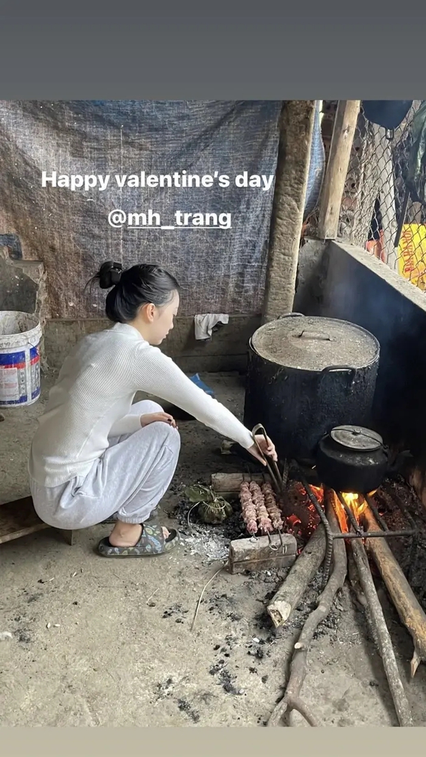 Vợ Hà Đức Chinh lộ ảnh mặc váy cô dâu đối mặt” với đống chén bát sau đám cưới: Thêm 1 khoảnh khắc để đời rồi!-4