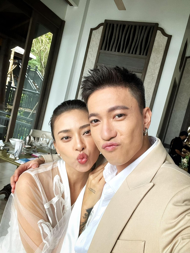 Toàn cảnh đám cưới Ngô Thanh Vân - Huy Trần tại Đà Nẵng: Cô dâu - chú rể phát cả vựa cẩu lương, 1 khoảnh khắc xúc động mạnh!-36