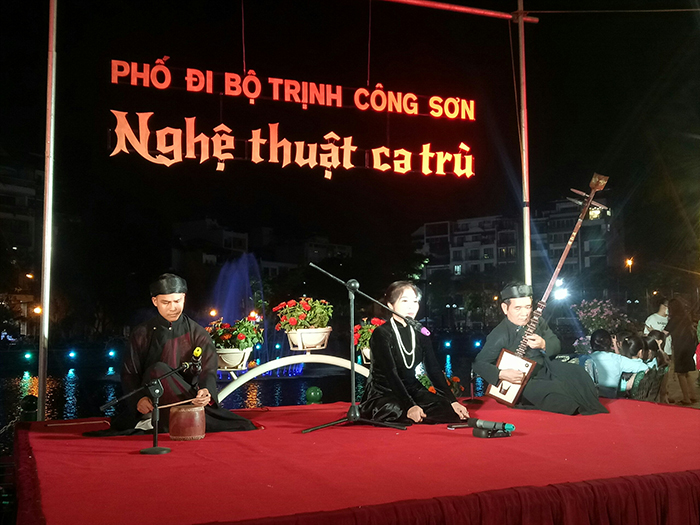 Tái khởi động phố đi bộ Trịnh Công Sơn, quận Tây Hồ-3