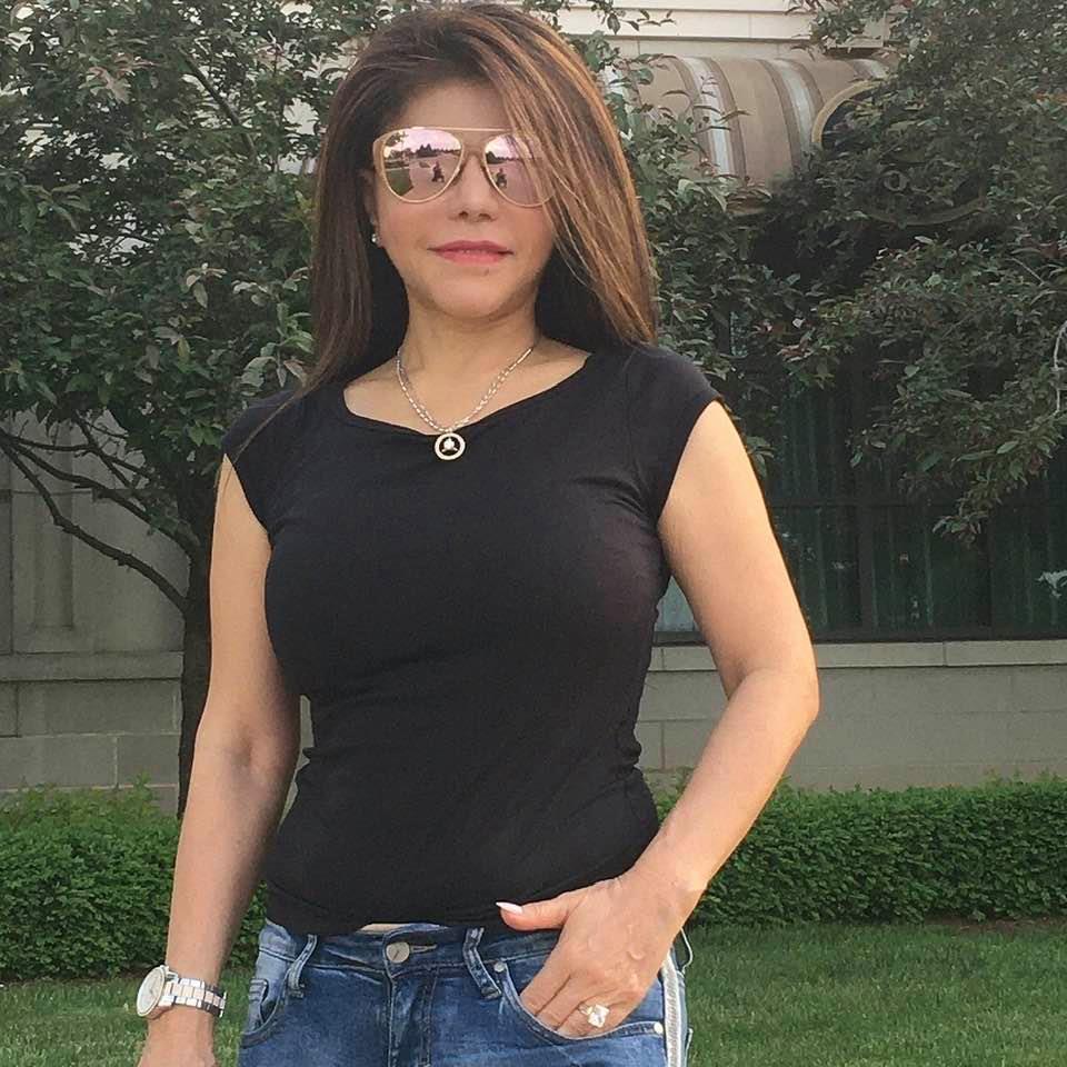 Sơn Tuyền U60 không con cái: Chồng tôi già nhưng vẫn lãng mạn với vợ-10