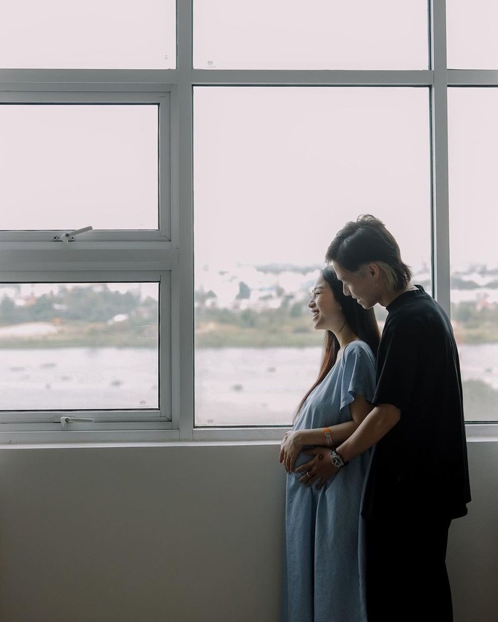 Loạt ảnh con gái đại gia Minh Nhựa hạ sinh nhóc tỳ thứ 2: Ngập tràn hạnh phúc và những giọt nước mắt-1