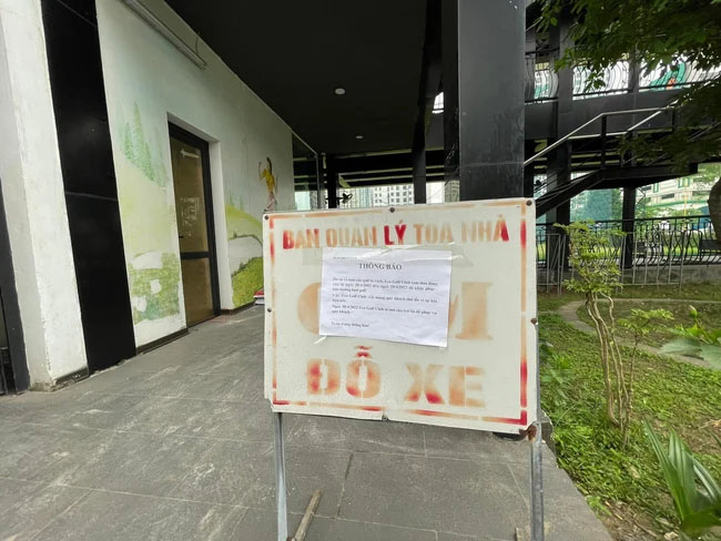 Xử phạt chủ sân golf để bóng bay sang khu chung cư làm vỡ kính ô tô, rơi trúng đầu trẻ con-2