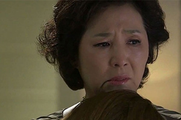 Con gái đi dự đám cưới của bạn, trở về nhà cả ngày không ăn, tôi đưa đến bệnh viện khám mới thấm thía-1