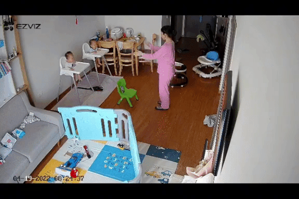 Vừa đu trend Tiktok, vừa trông con, lại còn giảm cân hiệu quả, đúng là cái khó ló cái khôn của những mẹ bỉm sữa-1