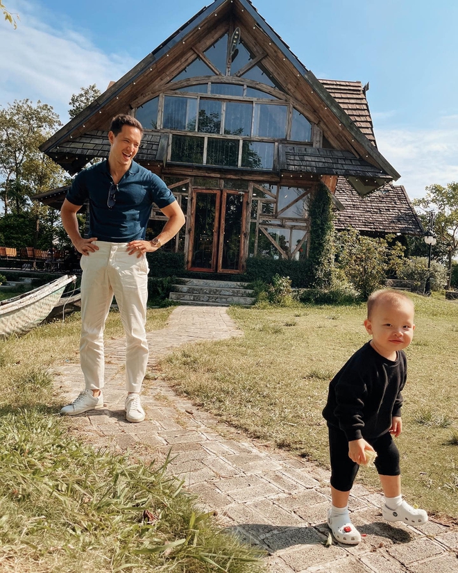 Muôn kiểu dạy con của sao Việt: Lý Hải để 4 con nằm chung dưới đất, Quyền Linh cho con ăn cơm với nước mắm, nằm quạt thay điều hòa-6