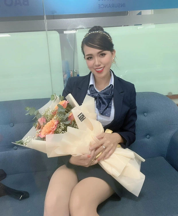 Hot girl gây bão một thời, nay lấy chồng đại gia, sống sang chảnh và làm ngân hàng-2
