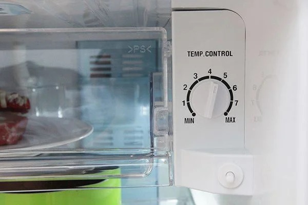 Điều chỉnh 2 nút này ở tủ lạnh: Giảm nửa tiền điện, dùng chục năm không hỏng-1
