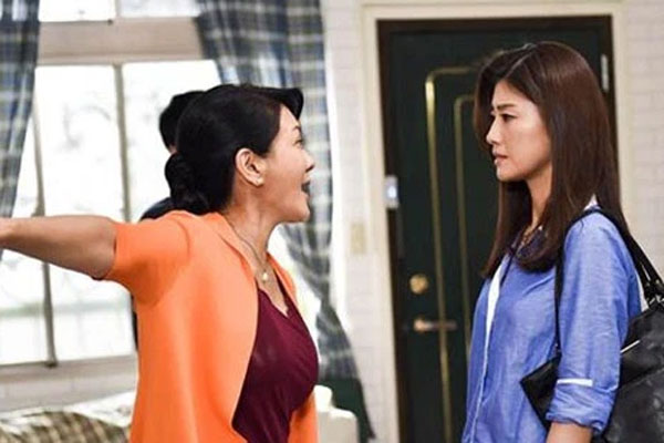 Lúc chuẩn bị ra tòa, tôi để vợ tự chọn tài sản của gia đình, nào ngờ cô ấy nói một câu mà tôi quyết định rút đơn ly dị-1