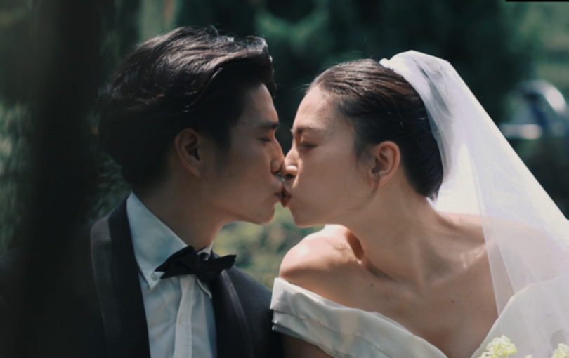 Các chị đại Vbiz khi yêu phi công trẻ: Ngô Thanh Vân được chiều như công chúa, Lệ Quyên bẽn lẽn như mới yêu lần đầu-4