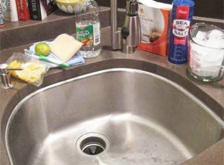 Chậu rửa inox phải rửa thế này mới sạch, chả trách nhiều nhà bẩn thế!-2